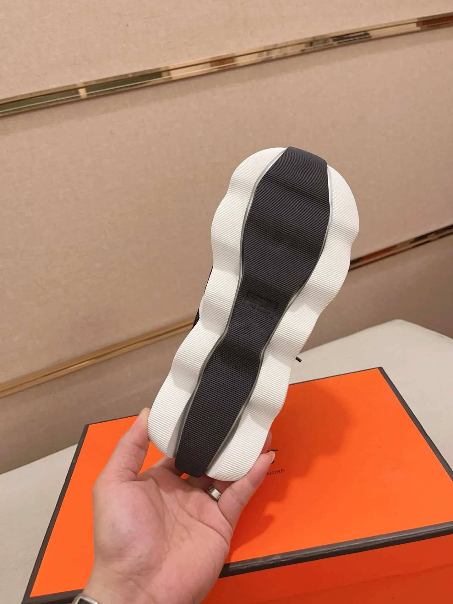 Men's clothing and shoes💰: 420💰《HERMES》【Classic Original Version】Hermès; top 🔝purchasing agent🔍🔍men's latest 🇺🇸 counters are on sale at the same time, original fly-knit fabric imported from Italy is exquisite in workmanship (Italian 🇮🇹Imported water-dyed 🐂cowhide lining) sole: original sole provided by the original factory, ⚠️exclusive double-layer activity·TPR·rubber·combined molded outsole; Code number: 38-44 (45/46 can be customized, non-refundable)